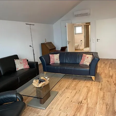 Haus Sonnenschein 度假居